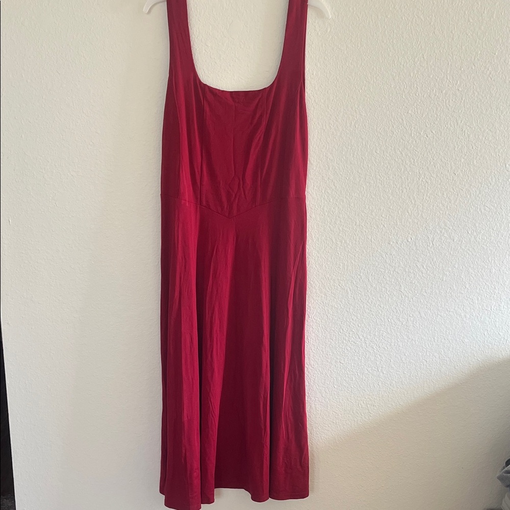 Elegant Red Sleeveless Dress